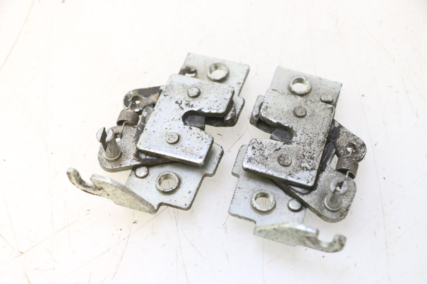 photo de SEAT LOCK YAMAHA XMAX X-MAX 125 (2006 - 2009) - Main view