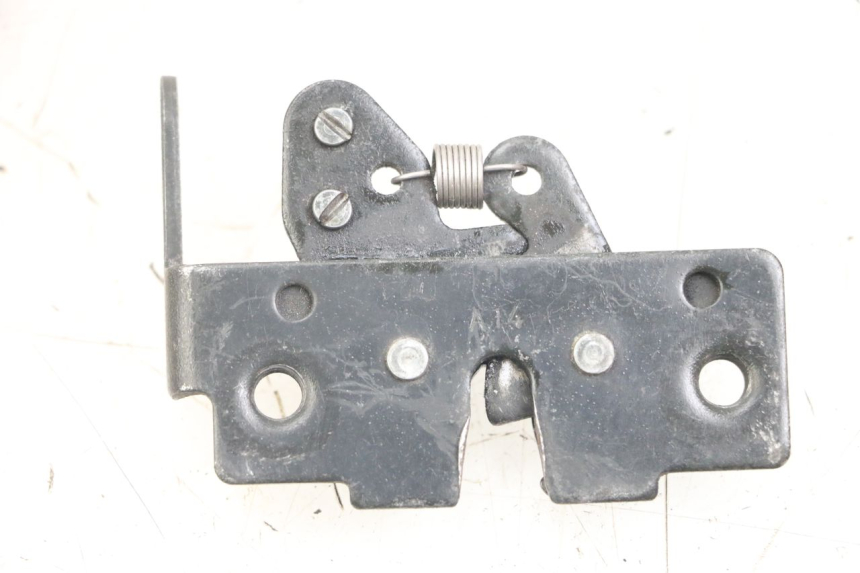 photo de SEAT LOCK PIAGGIO X10 125 (2012 - 2017) - Component detail