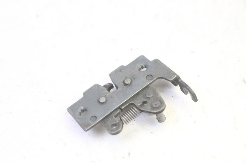 photo de SEAT LOCK PIAGGIO X8 125 (2004 - 2007) - Alternative perspective
