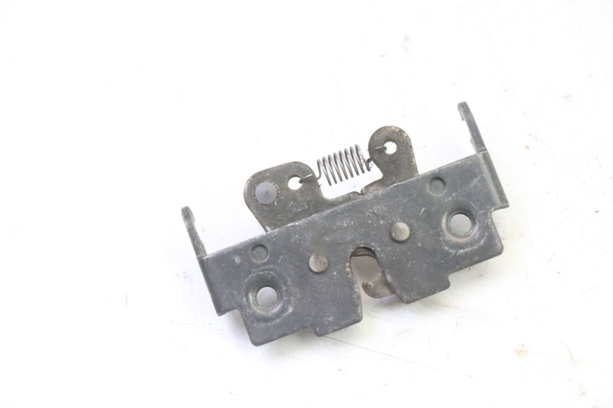 photo de SEAT LOCK PIAGGIO X9 EVOLUTION 125 (2003 - 2007) - Zoom on usage condition