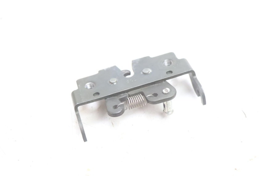 photo de SEAT LOCK PIAGGIO X9 EVOLUTION 125 (2003 - 2007) - Technical close-up