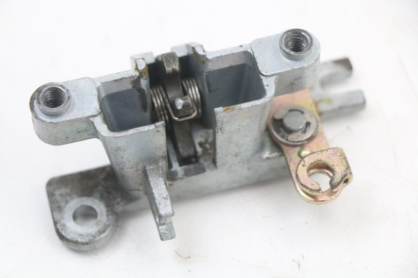 photo de SEAT LOCK SET KYMCO XCITING 250 (2006 - 2009) - Zoom on usage condition