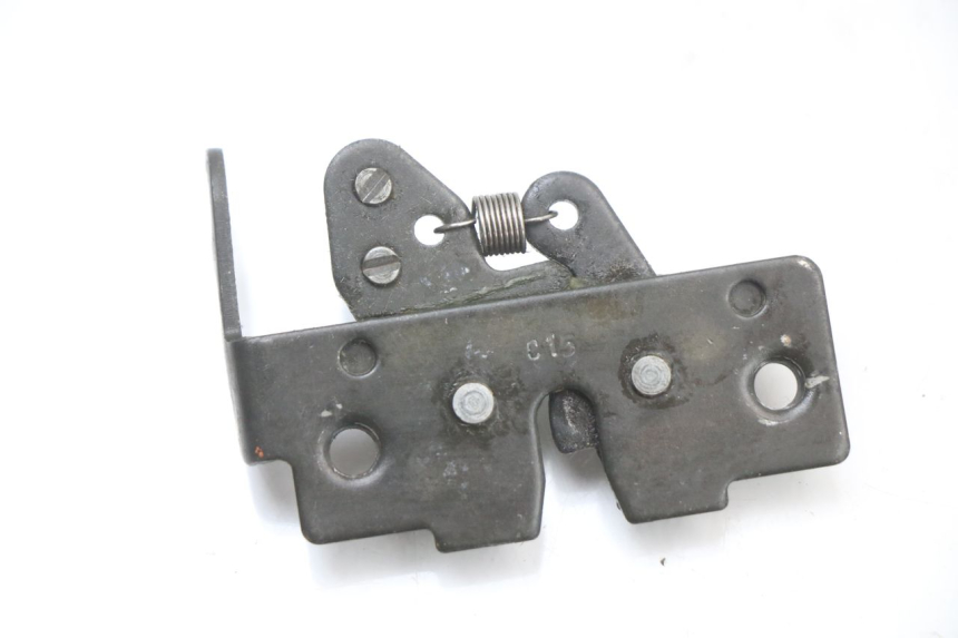 photo de SEAT LOCK PIAGGIO XEVO - X EVO 125 (2007 - 2017) - Zoom on usage condition