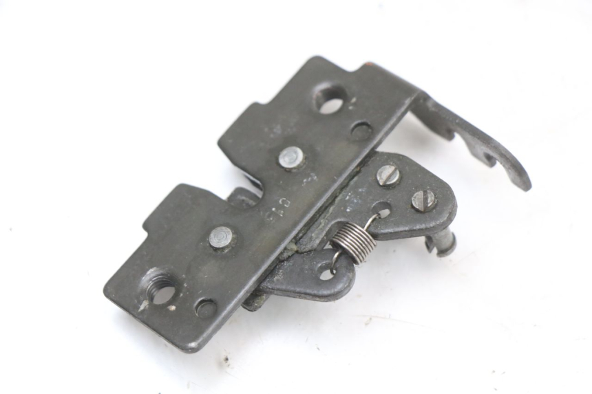 photo de SEAT LOCK PIAGGIO XEVO - X EVO 125 (2007 - 2017) - Alternative perspective