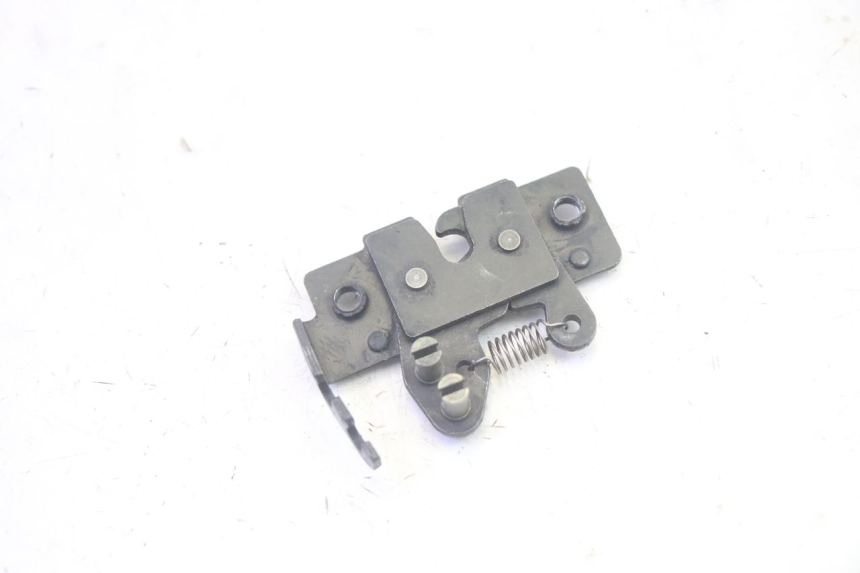 photo de SEAT LOCK PIAGGIO XEVO - X EVO 125 (2007 - 2017) - Component detail