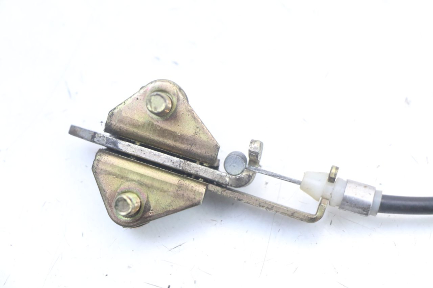 photo de SEAT LOCK SET YAMAHA XJS DIVERSION 600 (1997 - 1999) - Technical close-up