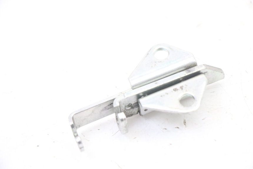 photo de SEAT LOCK SET YAMAHA XJ6 600 (2008 - 2016) - Zoom on usage condition