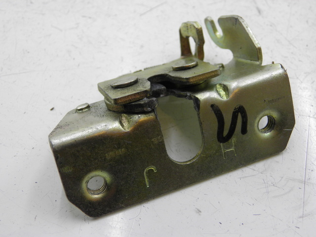 photo de SEAT LOCK SET YAMASAKI YM50QT-N3 RETRO 50 (2012 - 2014) - Zoom on usage condition