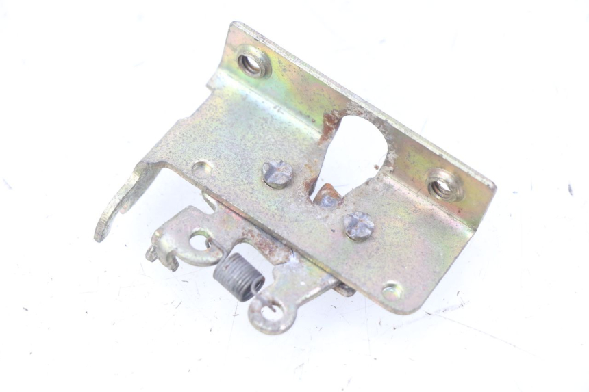 photo de SEAT LOCK YAMASAKI YM T 125 (2015 - 2020) - Main view