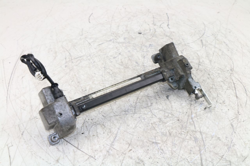 photo de SEAT LOCK SET YAMAHA YP MAJESTY ABS 400 (2007 - 2009) - Component detail