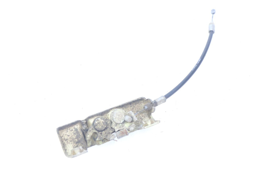 photo de SEAT LOCK YIYING YY50QT-10 50 (2007 - 2022) - Zoom on usage condition