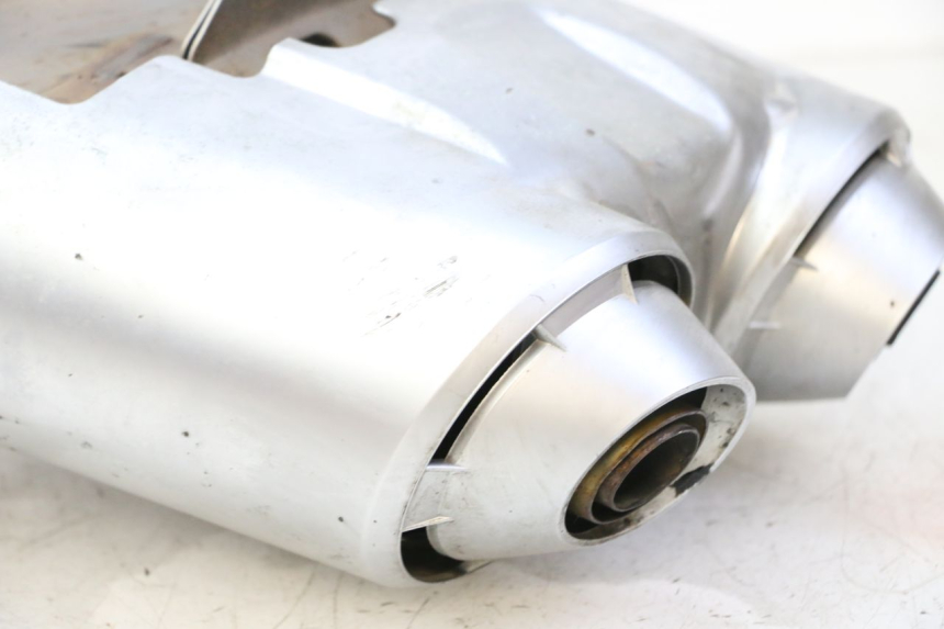 photo de EXHAUST SILENCER YAMAHA FZ6 FAZER S2 600 (2007 - 2011) - Technical close-up