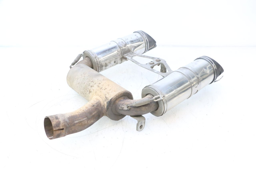 photo de EXHAUST SILENCER SUZUKI GSR 600 (2005 - 2012) - Distinctive features