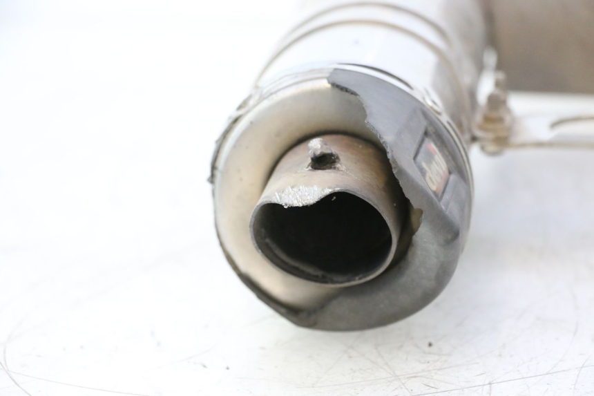 photo de EXHAUST SILENCER SUZUKI GSR 600 (2005 - 2012) - Focus on structure