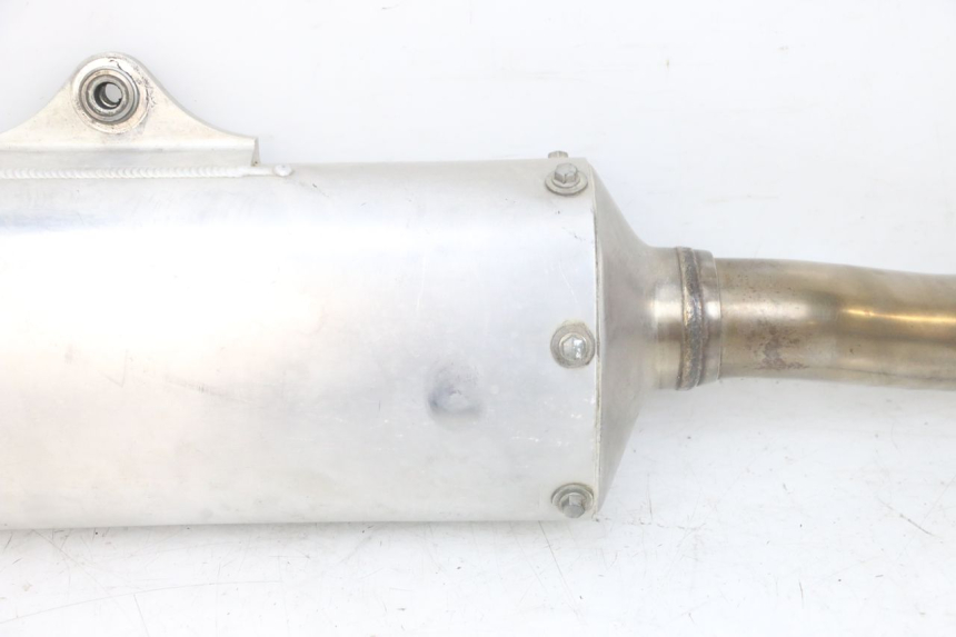 photo de EXHAUST SILENCER KAWASAKI KXF KX-F 250 (2017 - 2019) - Focus on structure