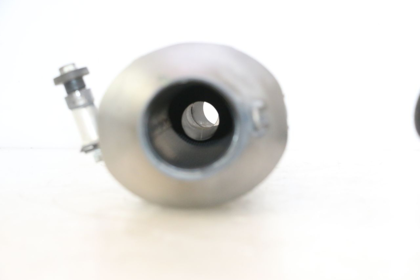 photo de EXHAUST SILENCER CAN-AM SPYDER RS 1000 (2008 - 2012) - Technical close-up
