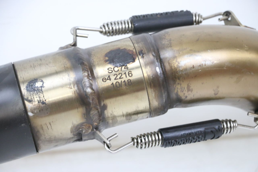 photo de EXHAUST SILENCER YAMAHA FZ1 FAZER 1000 (2007 - 2009) - High-resolution close-up