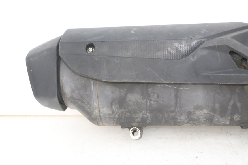 photo de EXHAUST SILENCER YAMAHA YP X-MAX XMAX 400 (2014 - 2017) - High-resolution close-up