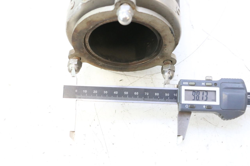 photo de EXHAUST KAWASAKI ZX-6R ZX6R 600 (1995 - 1997) - Alternative perspective