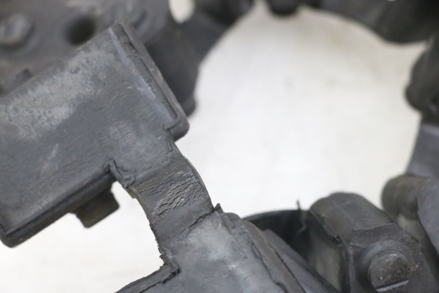 photo de CROWN WHEEL SILENTBLOCK TRIUMPH SPEED TRIPLE T301 900 (1994 - 1996) - Zoom on usage condition