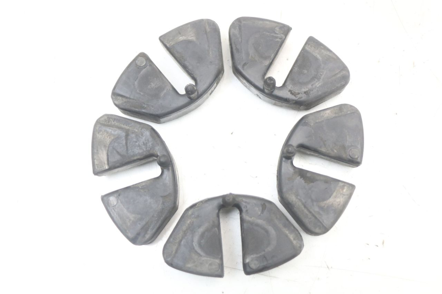 photo de SPROCKET SILENTBLOCK SUZUKI GS F 500 (2004 - 2007) - Zoom on usage condition