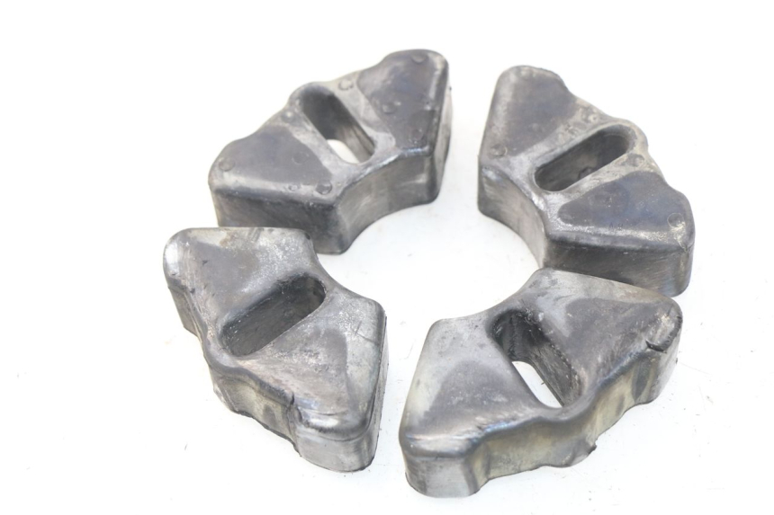 photo de SPROCKET SILENTBLOCK HONDA XLV VARADERO 125 (2000 - 2006) - Alternative perspective
