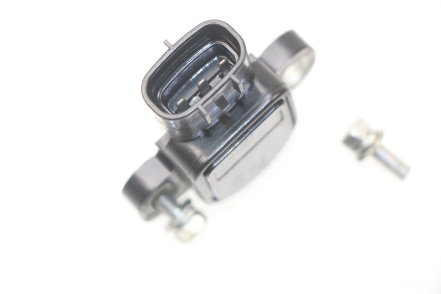 photo de INJECTION SENSOR YAMAHA FZ8 800 (2010 - 2016) - Zoom on usage condition