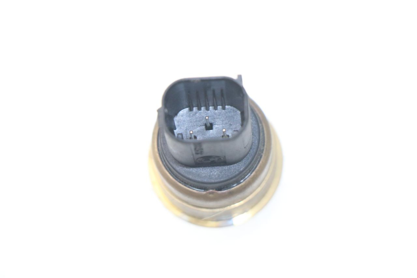 photo de INJECTION SENSOR BMW S RR ABS S1000RR 1000 (2009 - 2011) - Zoom on usage condition