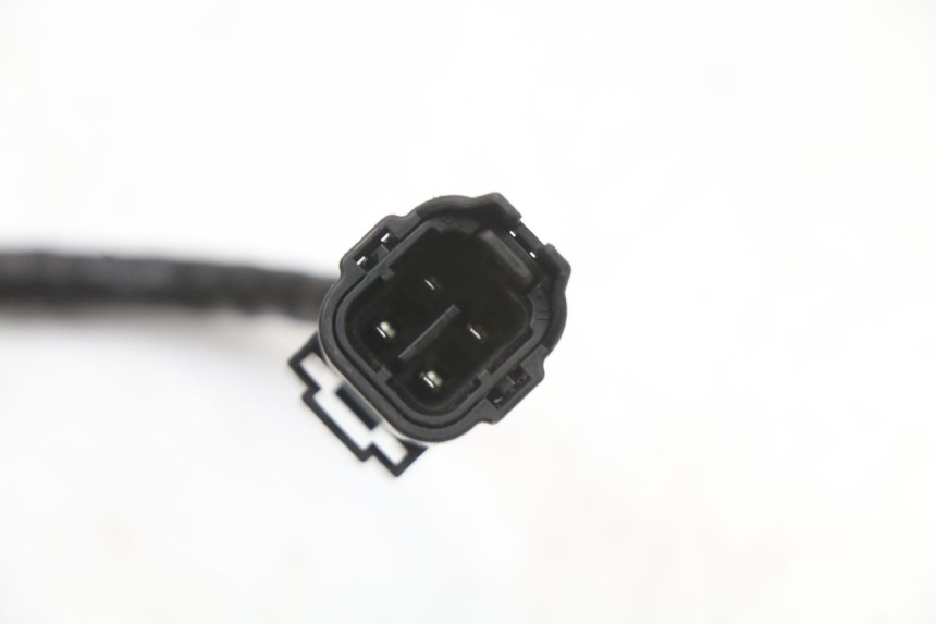 photo de OXYGEN SENSOR HONDA FES S-WING SWING ABS 125 (2007 - 2015) - Technical close-up