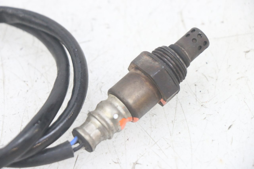 photo de OXYGEN SENSOR YAMAHA FJR ABS 1300 (2006 - 2012) - Alternative perspective