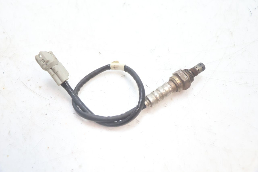 photo de LAMBDA SENSOR HONDA FJS SILVER WING SILVERWING 400 (2005 - 2008) - Alternative perspective