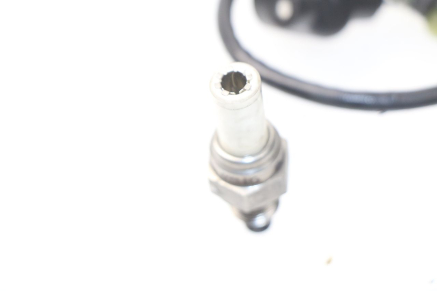 photo de LAMBDA SENSOR HONDA NSS EX FORZA 250 (2005 - 2013) - Zoom on usage condition