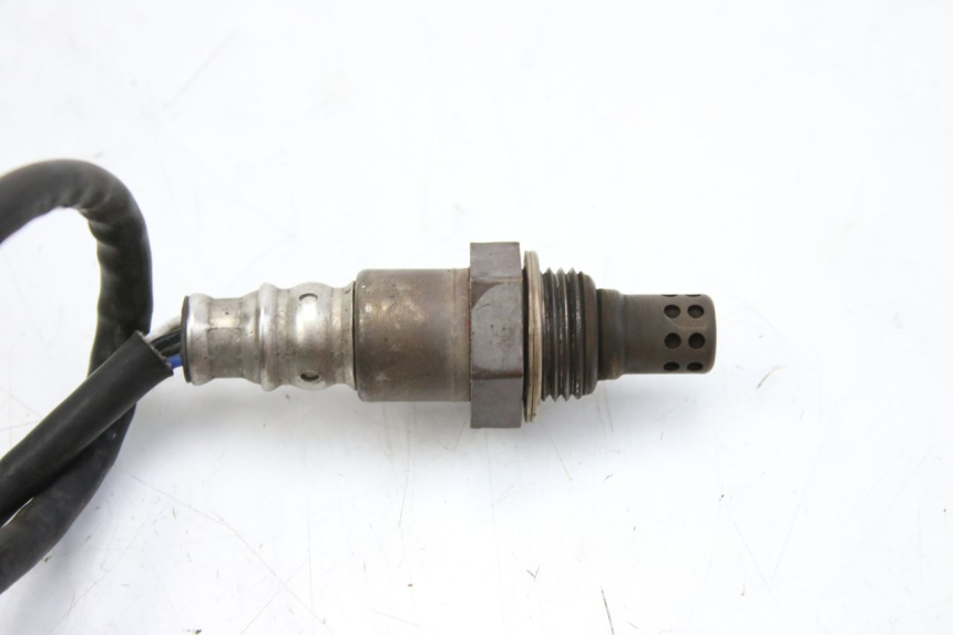 photo de OXYGEN SENSOR YAMAHA XP T-MAX TMAX ABS 500 (2004 - 2007) - Technical close-up