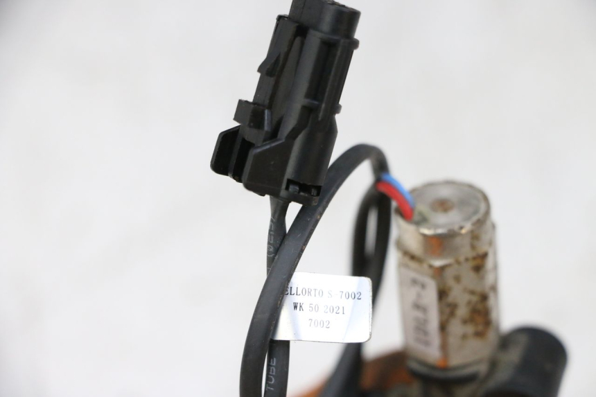 photo de AIR PRESSURE SENSOR KYMCO AGILITY 4T 50 (2018 - 2022) - Alternative perspective