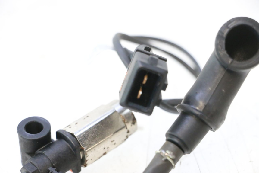 photo de AIR PRESSURE SENSOR KYMCO AGILITY 4T 50 (2018 - 2022) - Alternative perspective
