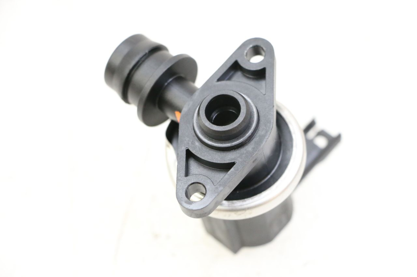 photo de AIR PRESSURE SENSOR BMW S RR ABS S1000RR 1000 (2015 - 2018) - Technical close-up