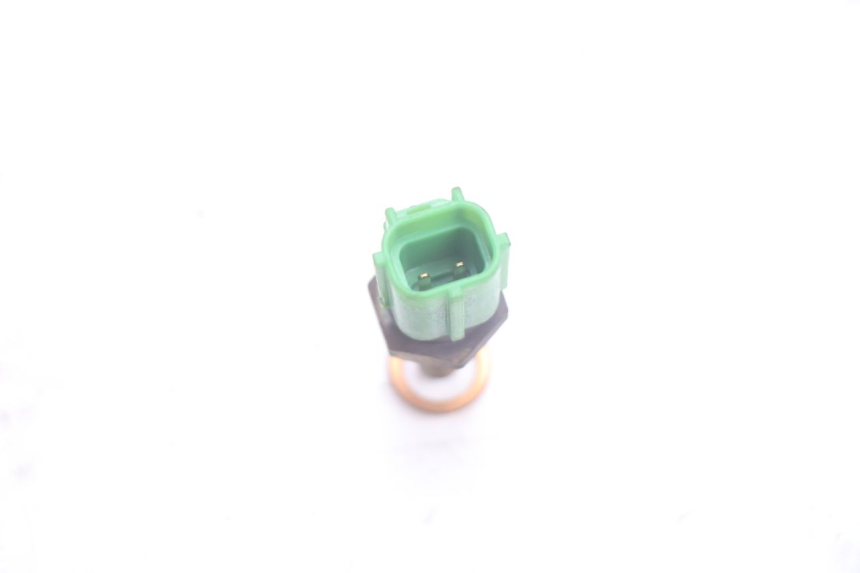 photo de AIR PRESSURE SENSOR SUZUKI BURGMAN EXECUTIVE ABS 650 (2006 - 2012) - Alternative perspective