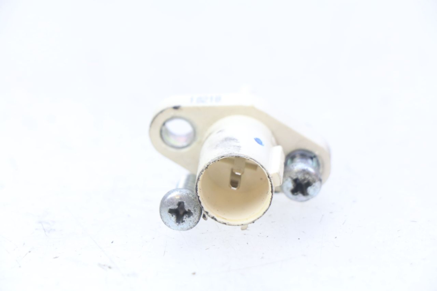 photo de AIR PRESSURE SENSOR HONDA CBRF CBR-F PC41 600 (2011 - 2013) - Zoom on usage condition