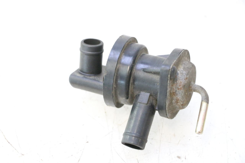 photo de AIR PRESSURE SENSOR CF MOTO E-CHARM 125 (2005 - 2008) - Alternative perspective
