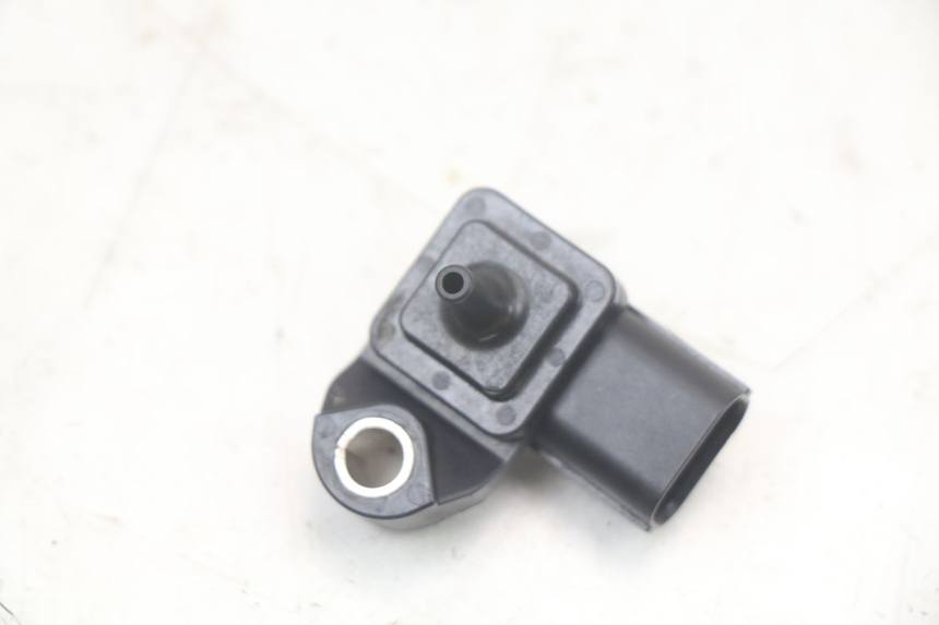 photo de AIR PRESSURE SENSOR YAMAHA FJR ABS 1300 (2006 - 2012) - Zoom on usage condition