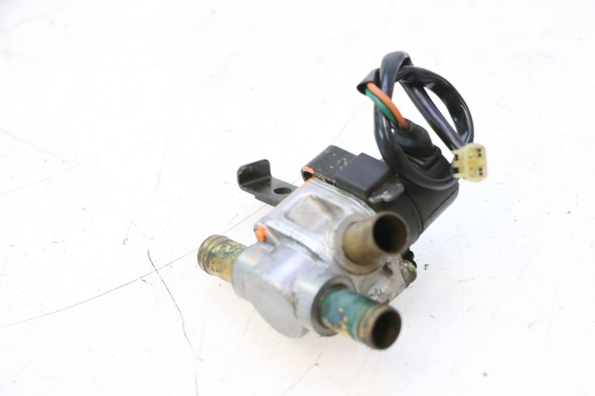 photo de AIR PRESSURE SENSOR YAMAHA FJR 1300 (2001 - 2005) - Zoom on usage condition