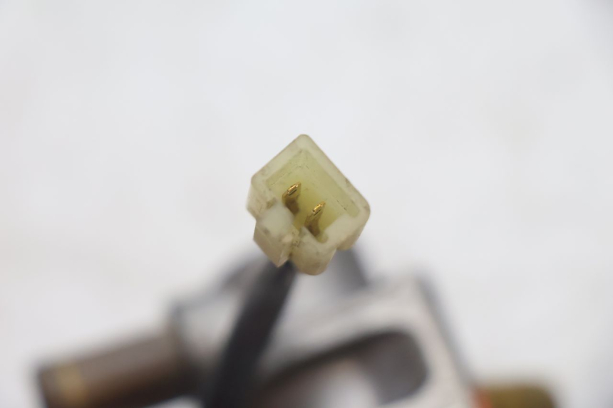 photo de AIR PRESSURE SENSOR HONDA FJS SILVER WING SILVERWING 400 (2005 - 2008) - Alternative perspective