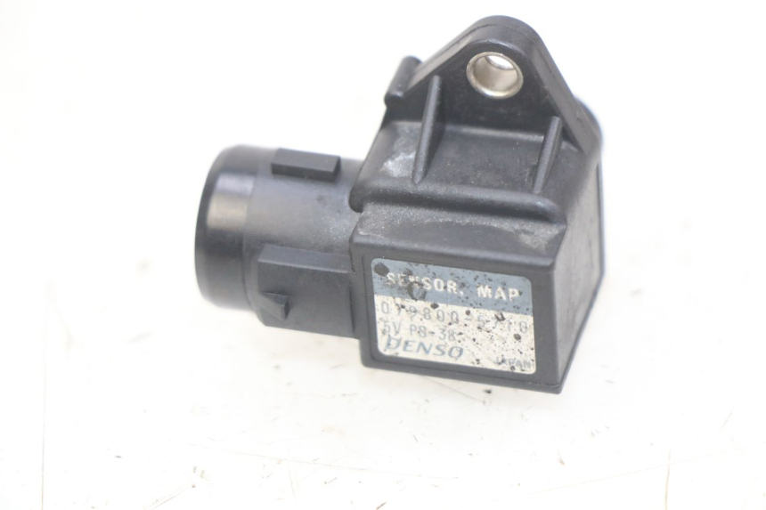 photo de AIR PRESSURE SENSOR HONDA FJS SILVERWING SILVER WING 400 (2009 - 2016) - Alternative perspective