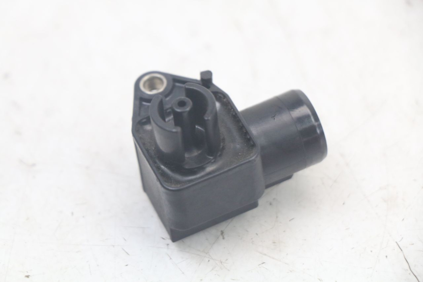 photo de AIR PRESSURE SENSOR HONDA FJS SILVERWING SILVER WING 600 (2001 - 2010) - Component detail