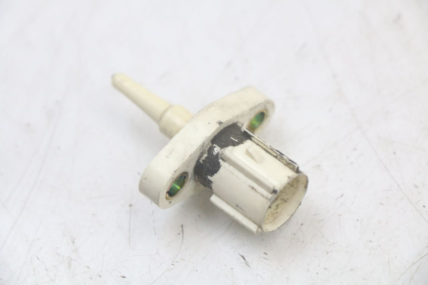 photo de AIR PRESSURE SENSOR HONDA FJS SILVERWING SILVER WING 600 (2001 - 2010) - Zoom on usage condition