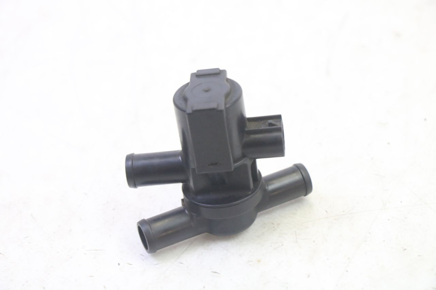 photo de AIR PRESSURE SENSOR YAMAHA FZ6 N FAZER 600 (2004 - 2006) - Technical close-up