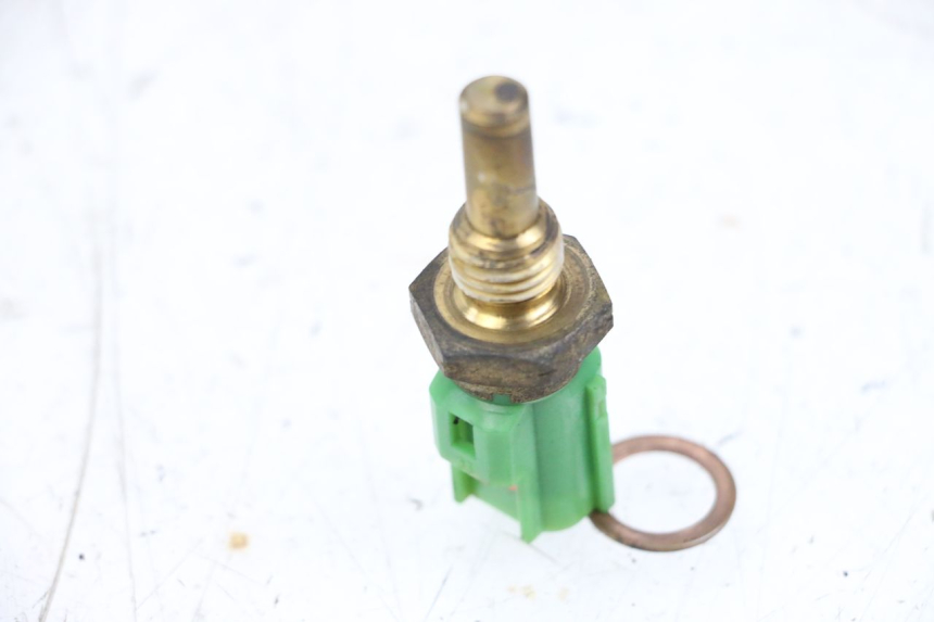 photo de AIR PRESSURE SENSOR SUZUKI GSXR GSX-R 1000 (2003 - 2004) - Component detail