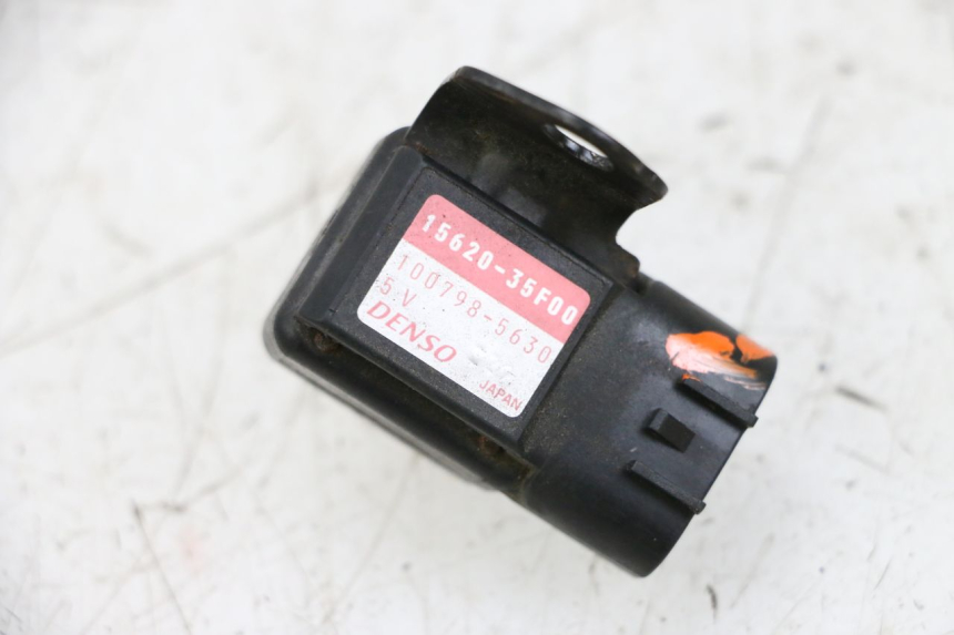 photo de AIR PRESSURE SENSOR SUZUKI GSXR GSX-R 1000 (2003 - 2004) - Zoom on usage condition