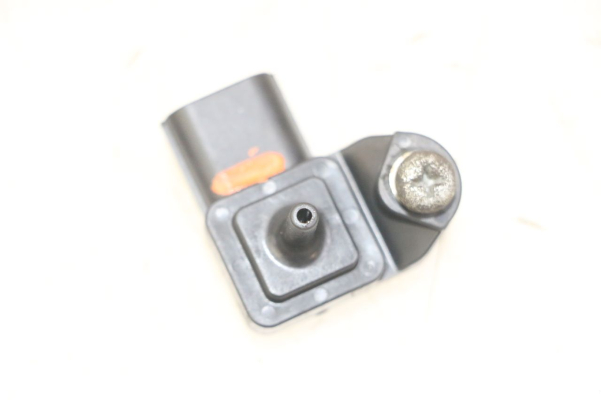 photo de AIR PRESSURE SENSOR HONDA NTV DEAUVILLE ABS 700 (2007 - 2016) - Main view