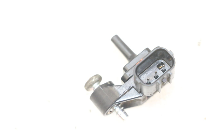 photo de AIR PRESSURE SENSOR HONDA NTV DEAUVILLE ABS 700 (2007 - 2016) - Zoom on usage condition